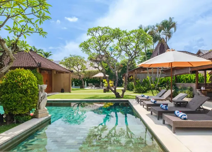 Bali Dyana Villa *